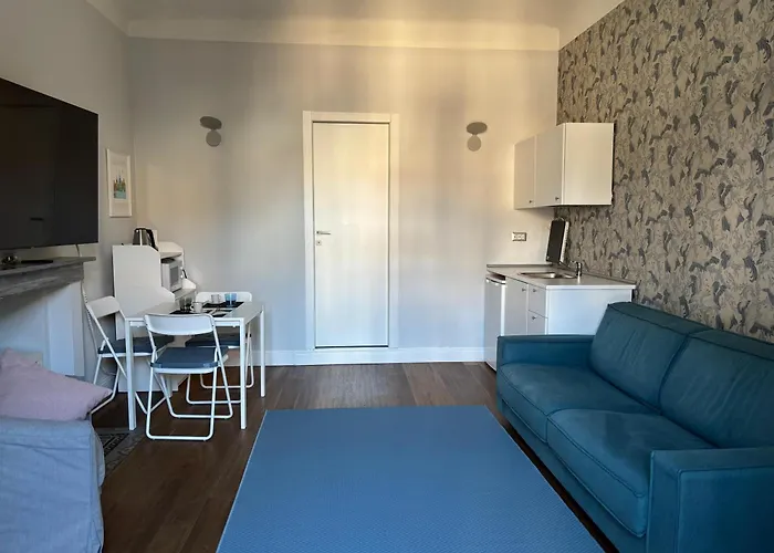 A Casa Di Flo - Piazza Vittorio Apartment